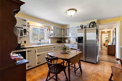 11 Terrace Drive, Bristol, RI 02809 - Photo 5