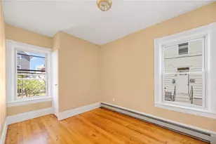 34 Hancock St, Pawtucket, RI 02860 - Photo 17