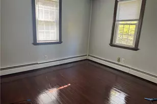 19 Whipple Ave, Smithfield, RI 02917 - Photo 5