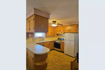 60 Charlotte Street, North Providence, RI 02904 - Photo 7