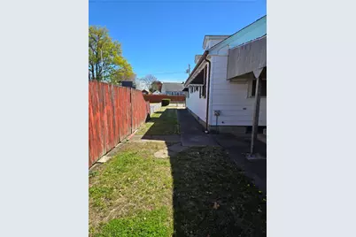 60 Charlotte Street, North Providence, RI 02904 - Photo 33