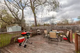 80 Russe St, Cranston, RI 02910 - Photo 21