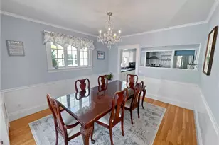 31 Elmcrest Ave, Providence, RI 02908 - Photo 5