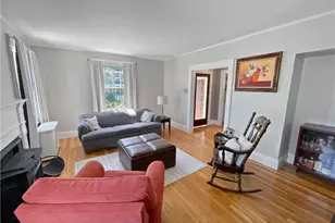 31 Elmcrest Ave, Providence, RI 02908 - Photo 11
