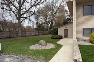 196 Old River Rd, Lincoln, RI 02865 - Photo 3