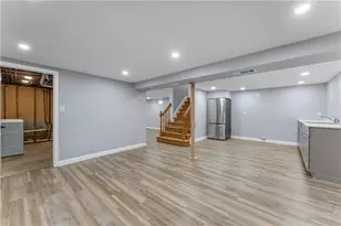 251 Juniper St, East Providence, RI 02914 - Photo 29
