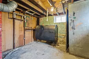 86 Fall St, Woonsocket, RI 02895 - Photo 47