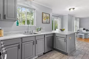 44 Orchard Valley Dr, Cranston, RI 02921 - Photo 13