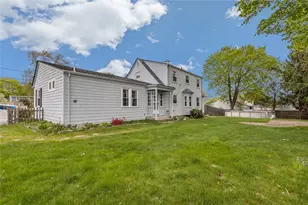 20 Bassett Ave, Warwick, RI 02889 - Photo 7