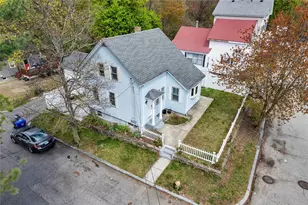 2 Carder St, Providence, RI 02904 - Photo 5