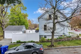 2 Carder St, Providence, RI 02904 - Photo 3