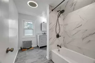 2 Carder St, Providence, RI 02904 - Photo 23