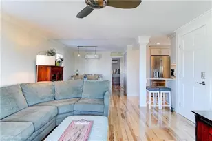 492 Thames St, Newport, RI 02840 - Photo 9