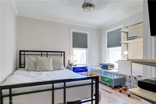 492 Thames St, Newport, RI 02840 - Photo 17