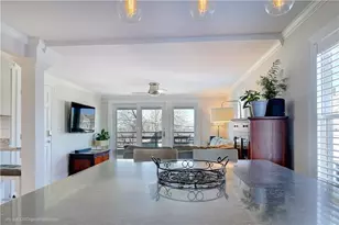 492 Thames St, Newport, RI 02840 - Photo 11