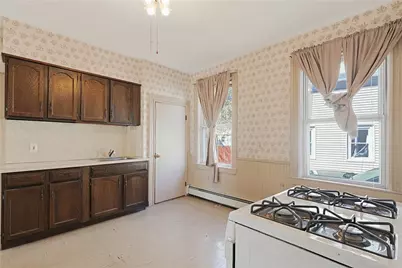 6 Franklin Avenue, Cranston, RI 02920 - Photo 5