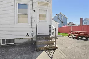 6 Franklin Ave, Cranston, RI 02920 - Photo 33