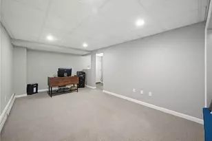 19 Oak Hill Dr, Johnston, RI 02919 - Photo 35