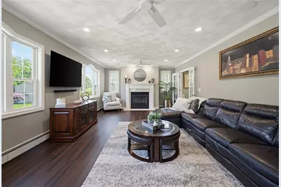 19 Oak Hill Drive, Johnston, RI 02919 - Photo 7