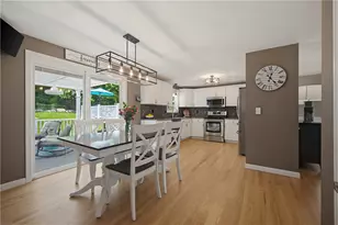 19 Oak Hill Dr, Johnston, RI 02919 - Photo 15