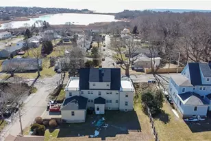 118 Ruggles Ave, Newport, RI 02840 - Photo 27