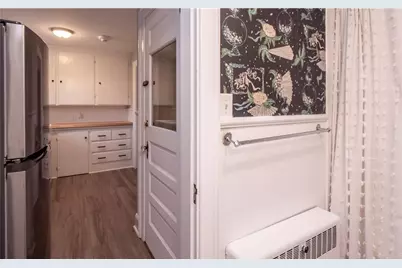 118 Ruggles Avenue #300, Newport, RI 02840 - Photo 17