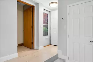41 Elmway St, Providence, RI 02906 - Photo 19