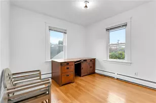 41 Elmway St, Providence, RI 02906 - Photo 33