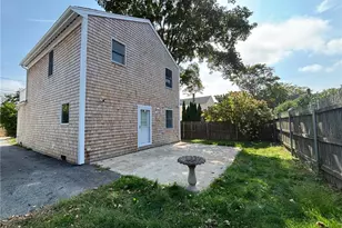 16 Cummings Rd, Newport, RI 02840 - Photo 7