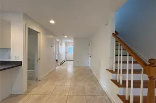 16 Cummings Rd, Newport, RI 02840 - Photo 19