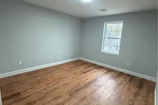 23 Concannon St, Providence, RI 02904 - Photo 7