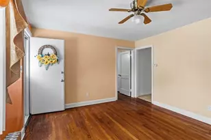 39 Clinton St, Pawtucket, RI 02861 - Photo 3