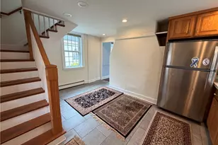 63 Poplar St, Newport, RI 02840 - Photo 5