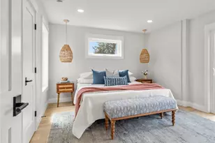 7 Wellington Ave, Newport, RI 02840 - Photo 15