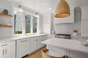 7 Wellington Ave, Newport, RI 02840 - Photo 3