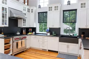130 Carroll Ave, Newport, RI 02840 - Photo 3