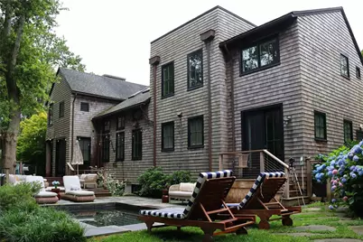 130 Carroll Avenue, Newport, RI 02840 - Photo 1