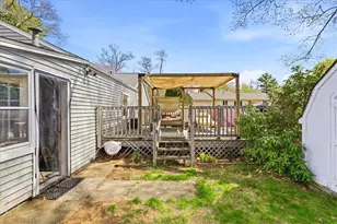 320 Church Ave, Warwick, RI 02889 - Photo 27