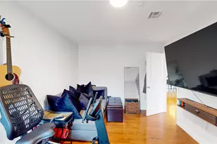 7 Mt Hope Ave, Providence, RI 02906 - Photo 5