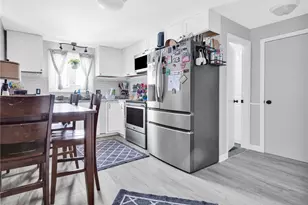 584 Armistice Blvd, Pawtucket, RI 02861 - Photo 13