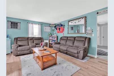 584 Armistice Boulevard, Pawtucket, RI 02861 - Photo 11