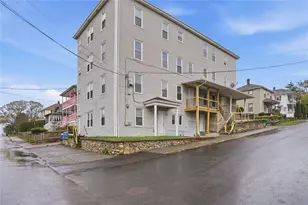 188 Division St, Woonsocket, RI 02895 - Photo 17