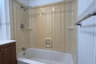 124 Butler Ave, Central Falls, RI 02863 - Photo 17