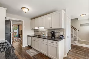 200 Heroux Blvd, Cumberland, RI 02864 - Photo 9