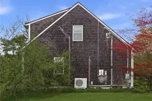 14 Barton Ln, Middletown, RI 02842 - Photo 5