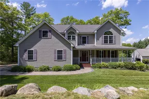 47 Wooded Grove Cir, South Kingstown, RI 02892 - Photo 3