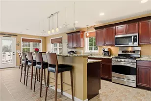 42 Lewis St, Tiverton, RI 02878 - Photo 13