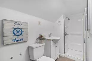 53 Carolina Ave, Providence, RI 02905 - Photo 15