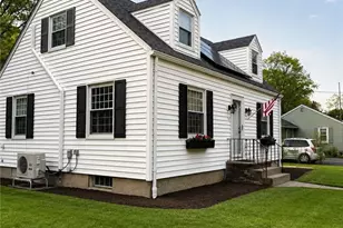 625 Mendon Rd, Cumberland, RI 02864 - Photo 3