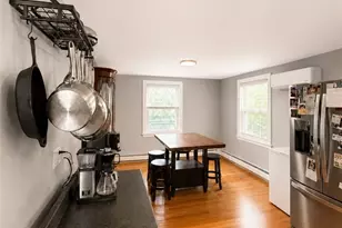 625 Mendon Rd, Cumberland, RI 02864 - Photo 9